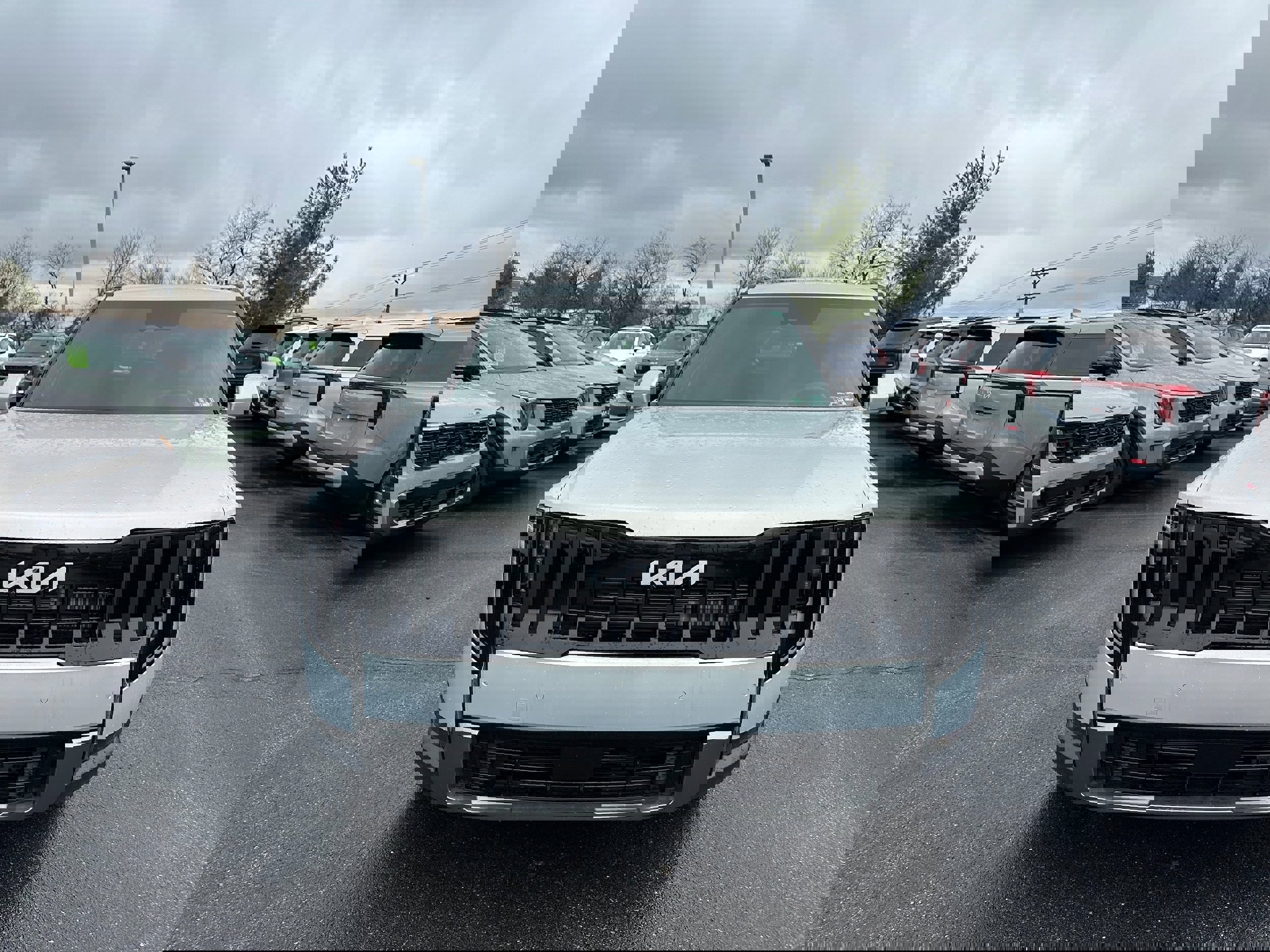 New 2027 Kia Telluride S image 2