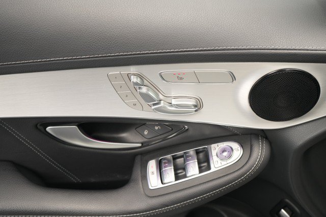 Used 2021 Mercedes-Benz GLC 63 AMG 4MATIC image 30