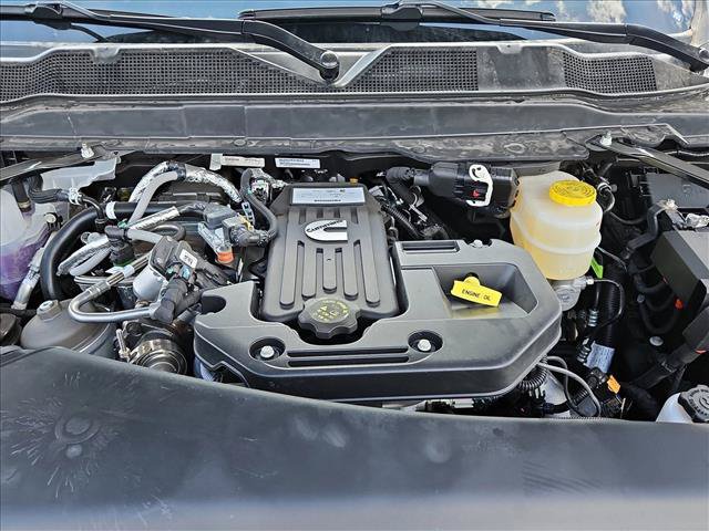 New 2026 RAM 3500 Big Horn AWD/4WD image 17