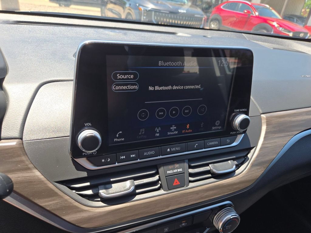 Used 2025 Nissan Altima 2.5 SV FWD image 20