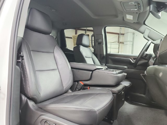 Used 2026 GMC Sierra 1500 SLT AWD/4WD image 38