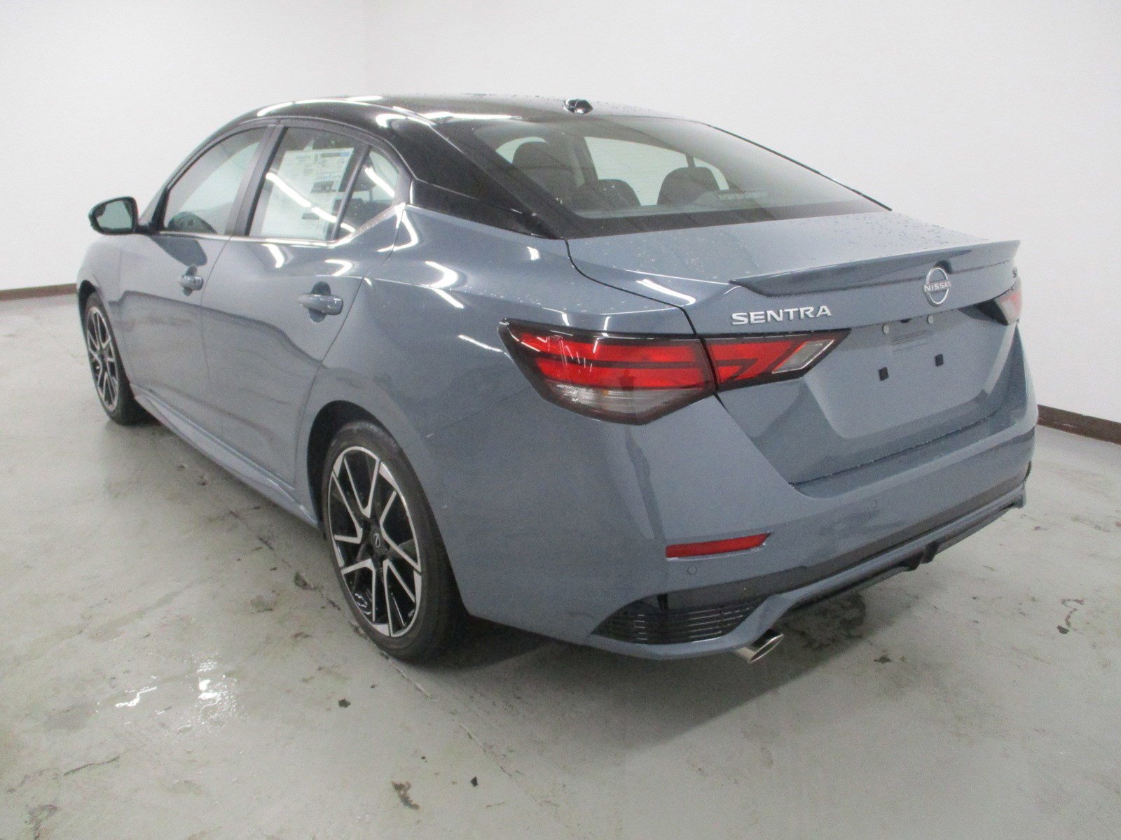 New 2025 Nissan Sentra SR image 7