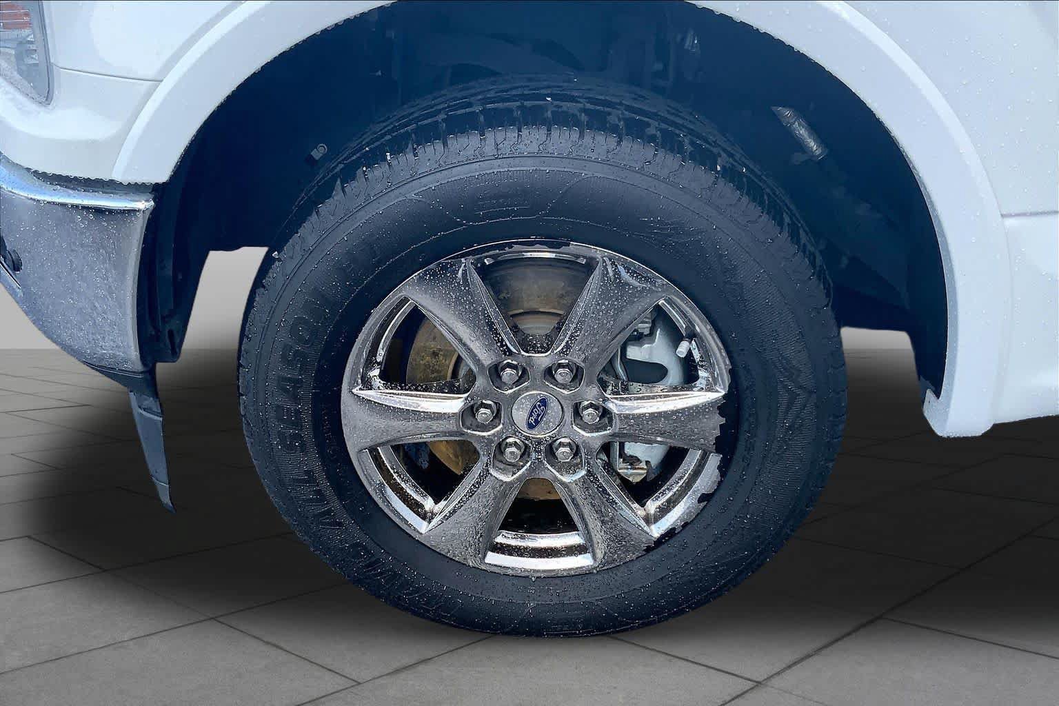 Certified 2020 Ford F150 Lariat w/ Equipment Group 502A Luxury RWD image 11