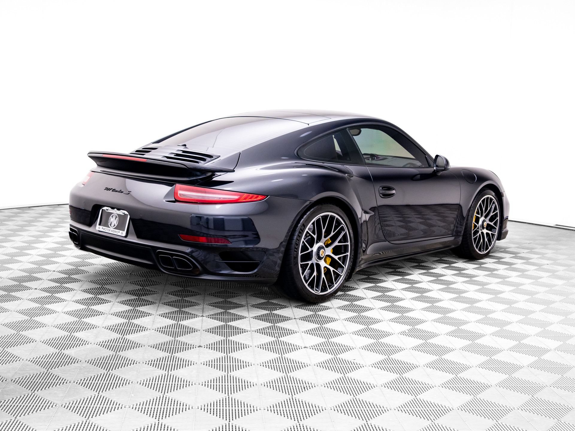Used 2015 Porsche 911 Turbo S AWD/4WD image 8