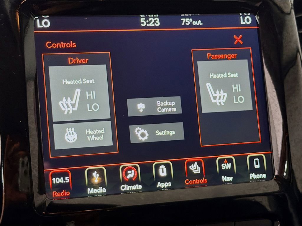 Used 2019 Jeep Cherokee Limited w/ Technology Group AWD/4WD image 23