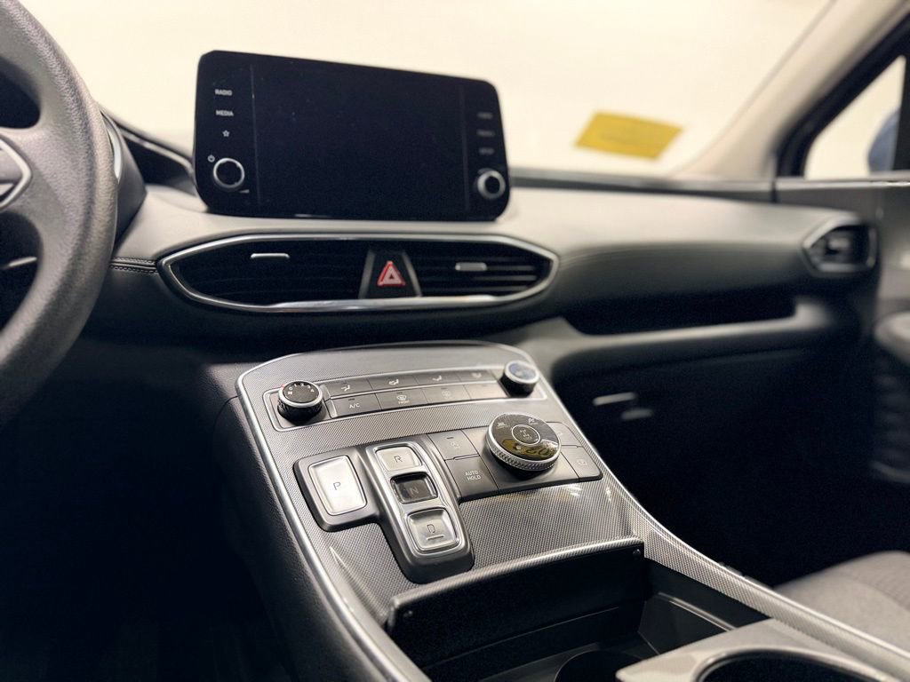 Used 2023 Hyundai Santa Fe SE AWD/4WD image 15