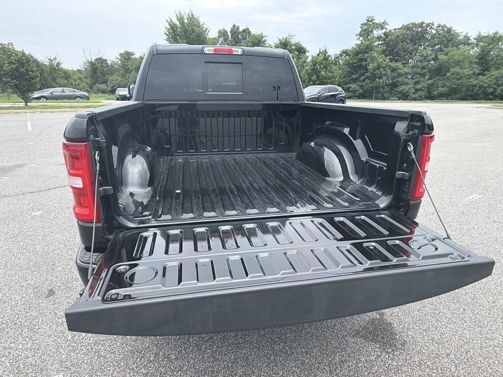 New 2026 RAM 1500 Big Horn AWD/4WD image 28