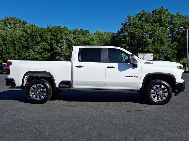 Used 2024 Chevrolet Silverado 2500 Custom w/ Custom Convenience Package AWD/4WD image 10