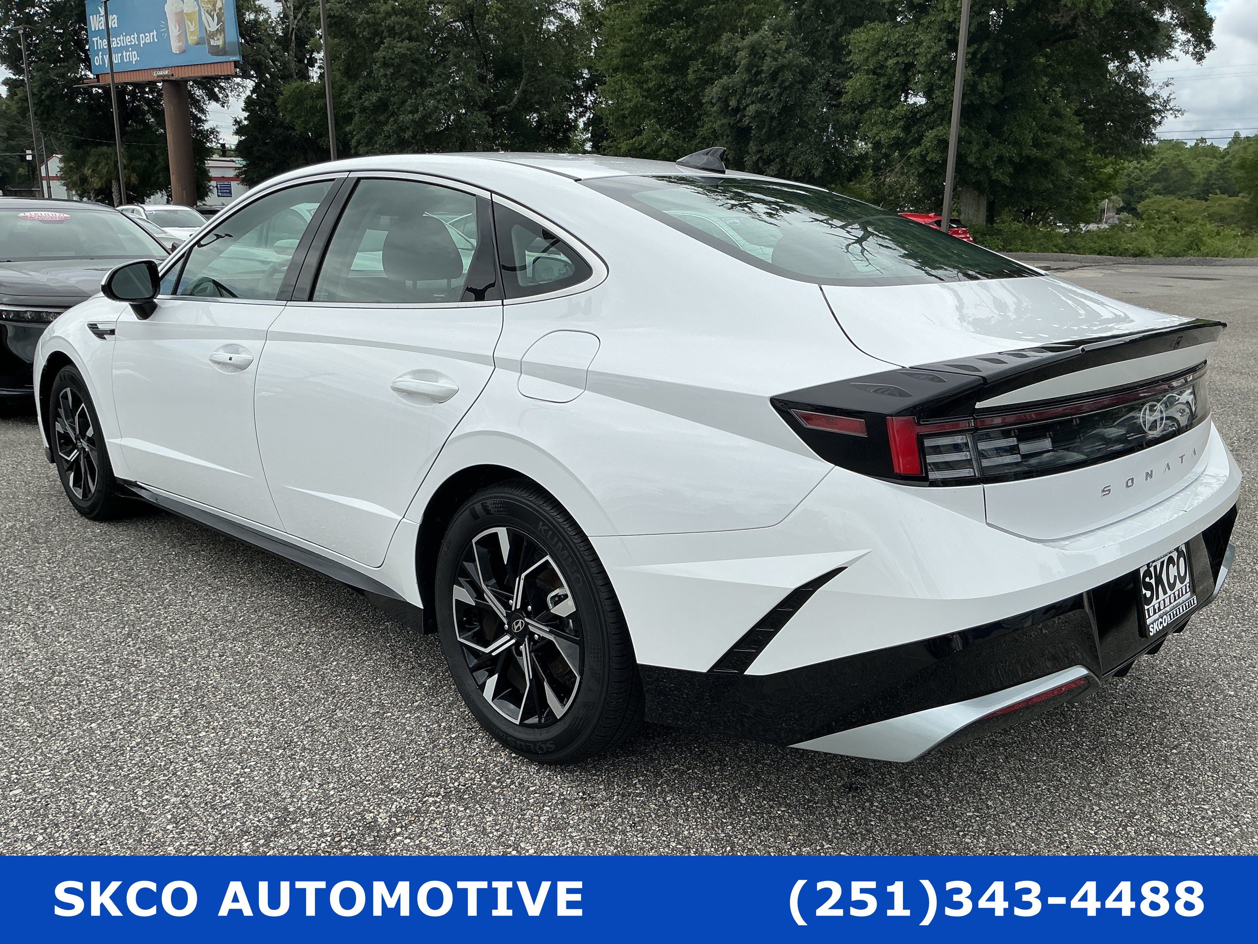 Used 2025 Hyundai Sonata SEL FWD image 3