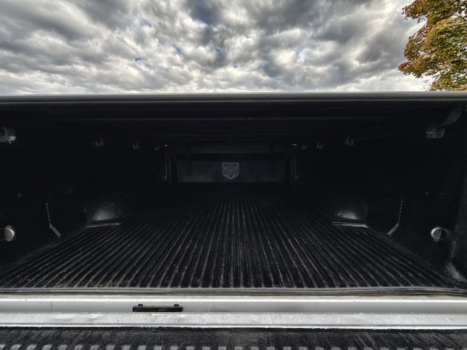 Used 2014 RAM 1500 Outdoorsman image 24