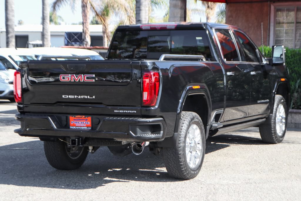 Used 2022 GMC Sierra 3500 Denali AWD/4WD image 11