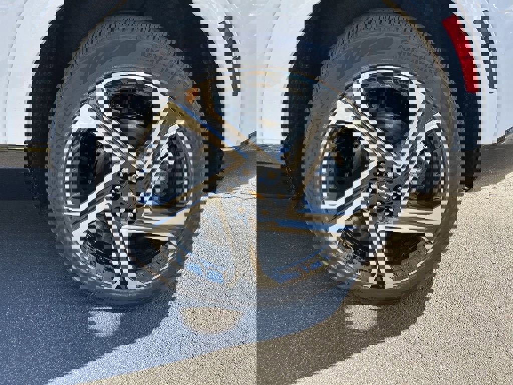 New 2026 Chevrolet Equinox EV LT image 42