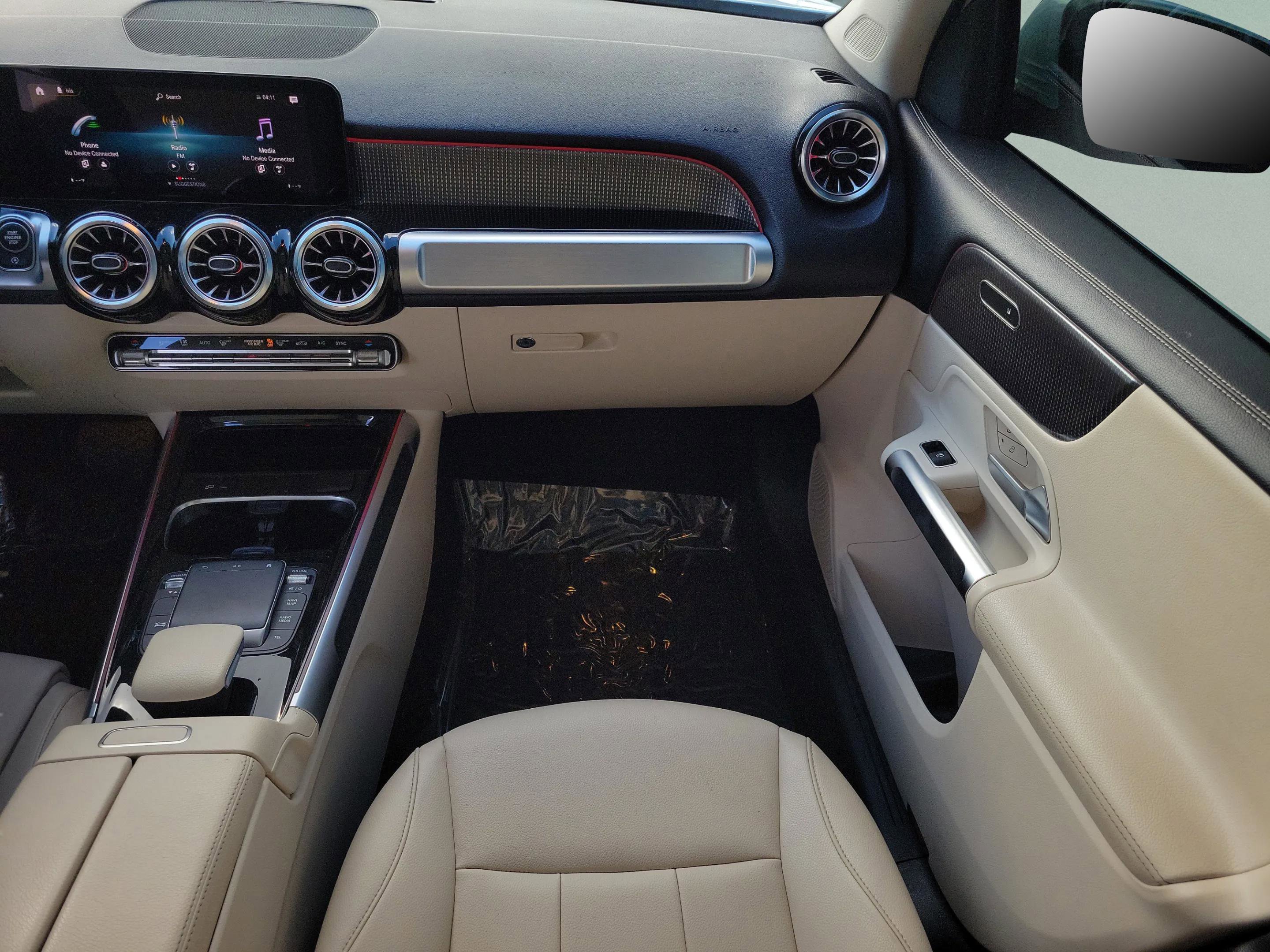 Certified 2022 Mercedes-Benz GLB 250 image 14