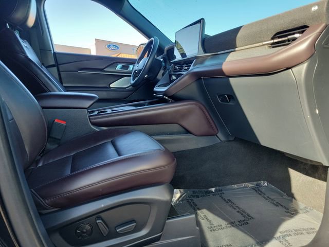 Certified 2025 Ford Explorer Platinum AWD/4WD image 23