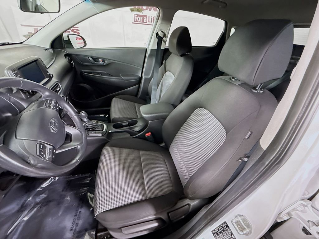 Used 2018 Hyundai Kona SEL image 24