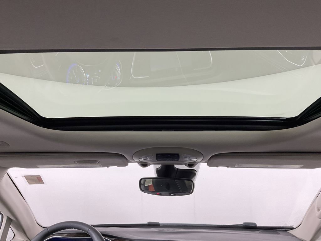 Used 2023 Chrysler Pacifica Limited image 15