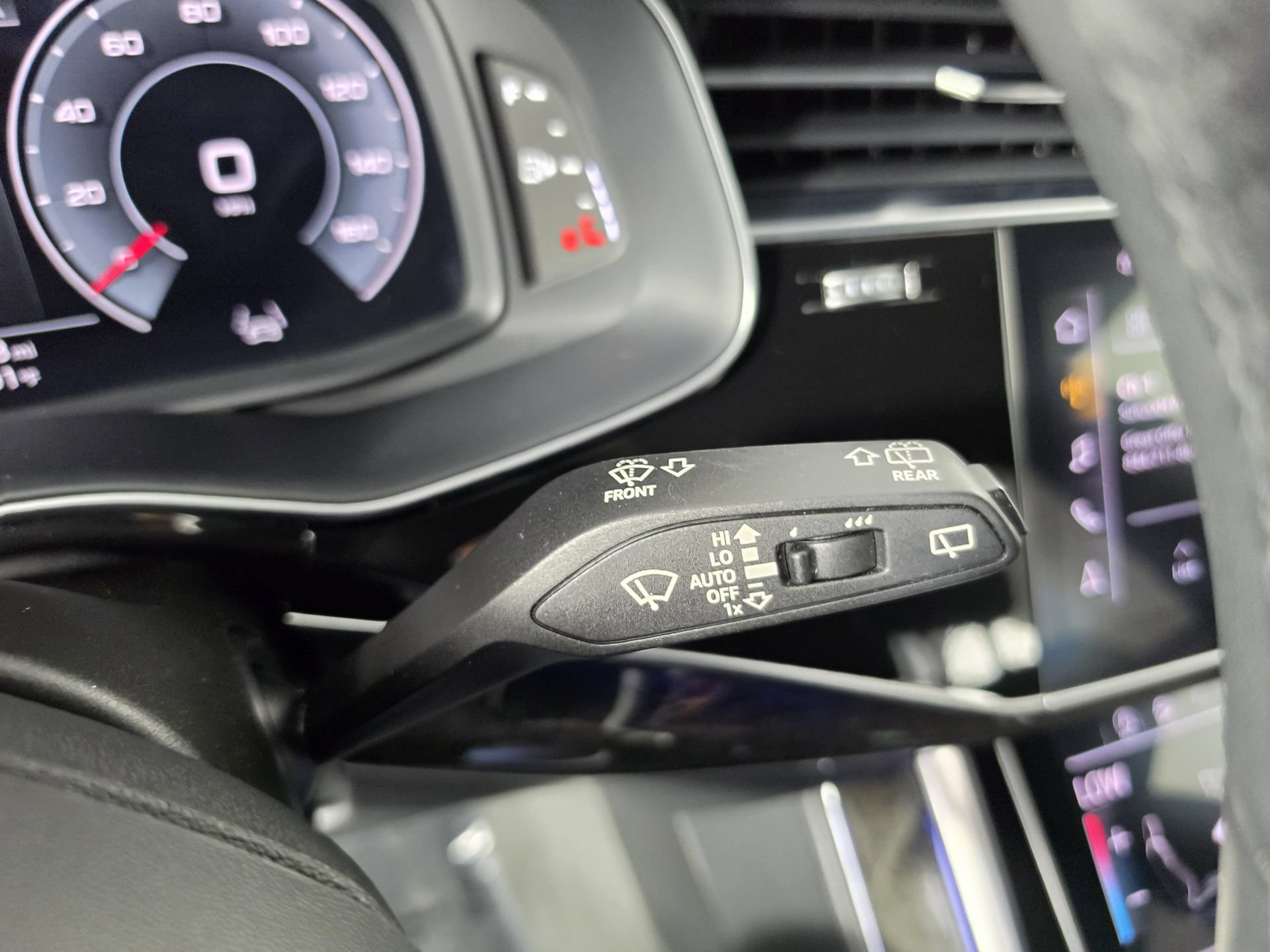 Certified 2023 Audi Q8 Prestige AWD/4WD image 11