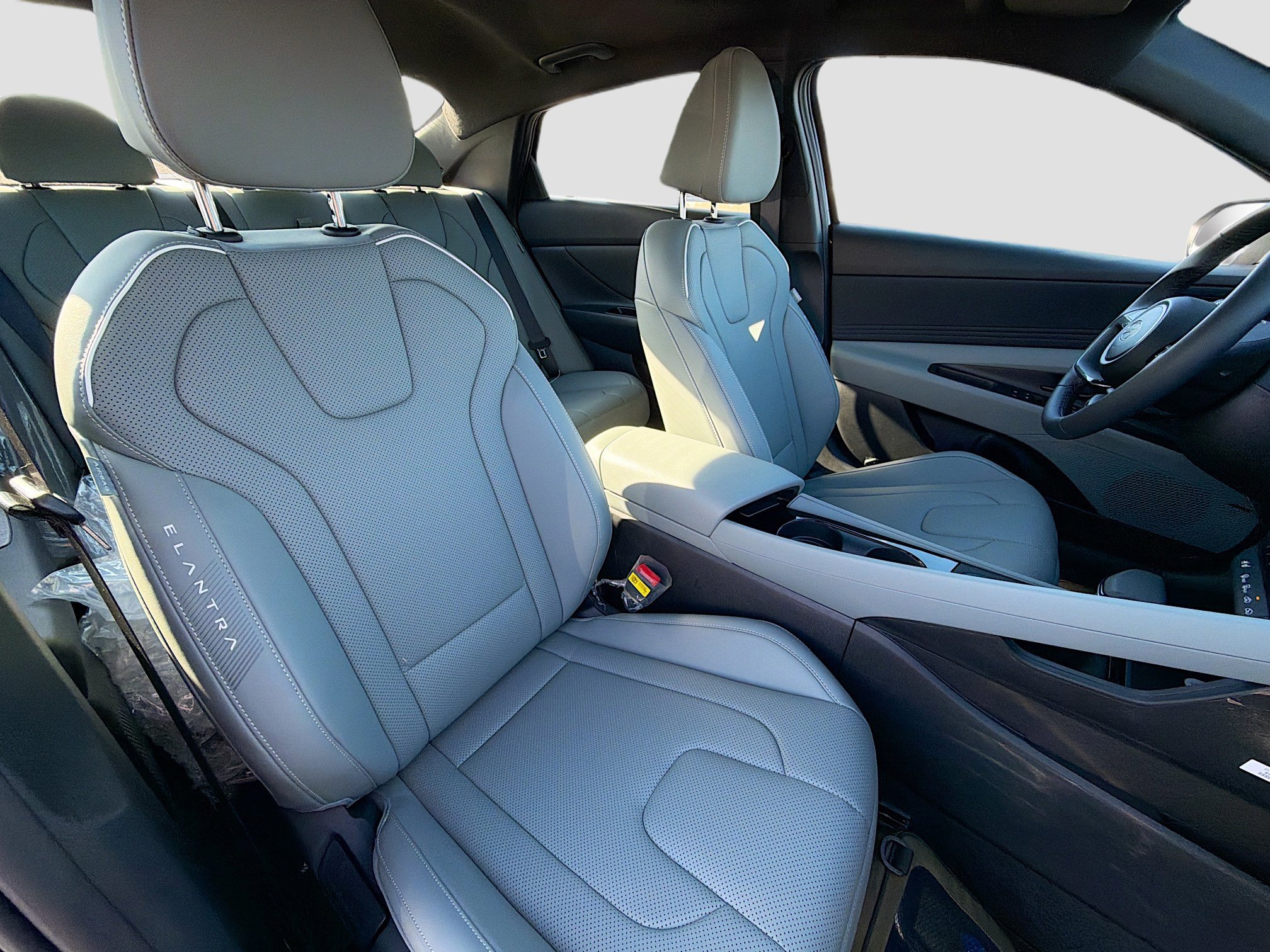 New 2026 Hyundai Elantra Limited image 14