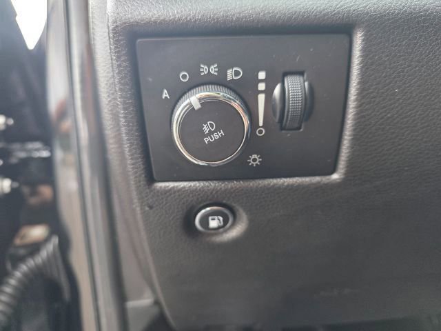 Used 2018 Jeep Grand Cherokee Laredo AWD/4WD image 20