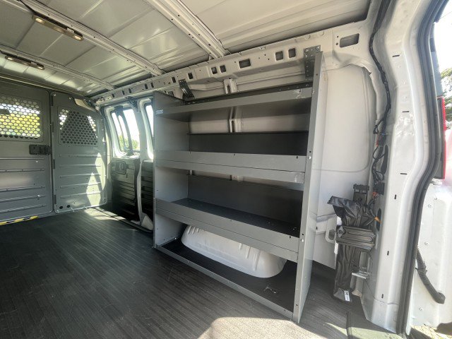 New 2024 Chevrolet Express 3500 image 9