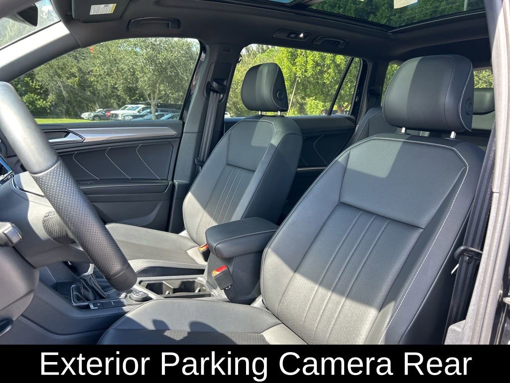 Certified 2024 Volkswagen Tiguan SE R-Line image 15