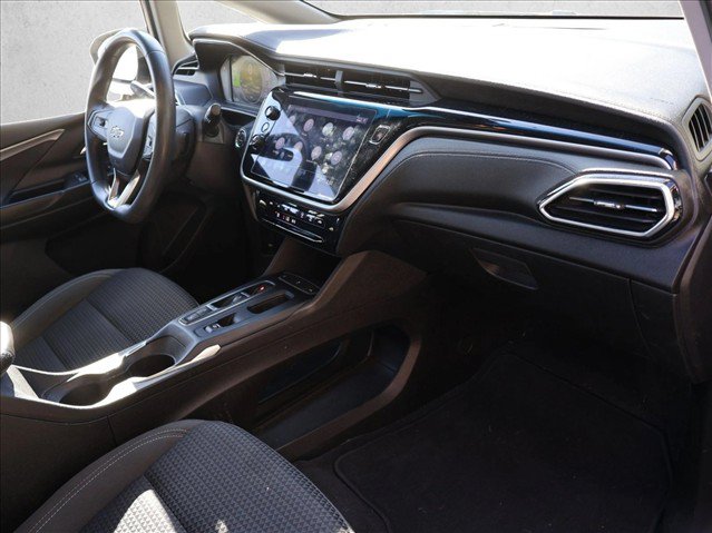 Used 2022 Chevrolet Bolt LT FWD image 26