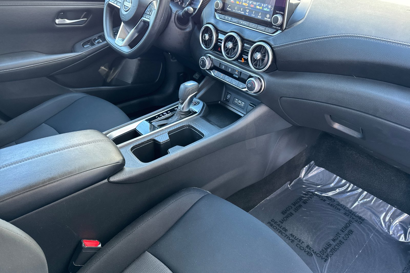 Used 2024 Nissan Sentra SV image 32