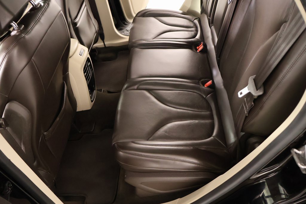 Used 2019 Lincoln MKC Reserve w/ MKC Climate Package image 12