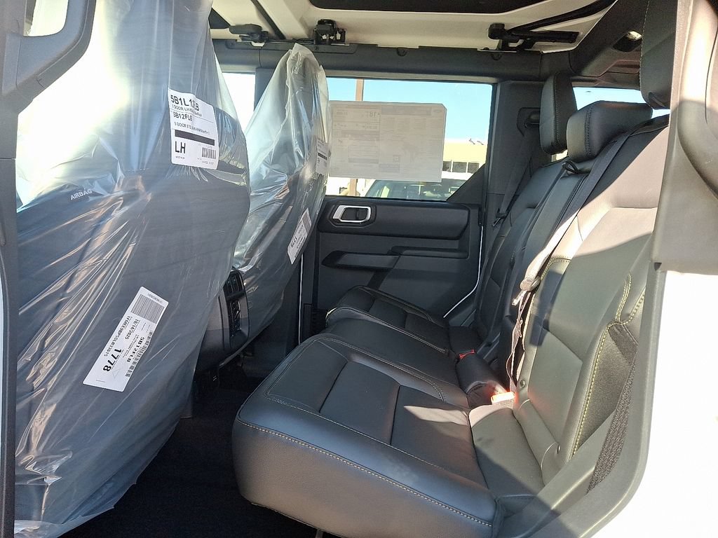New 2025 Ford Bronco Badlands AWD/4WD image 6