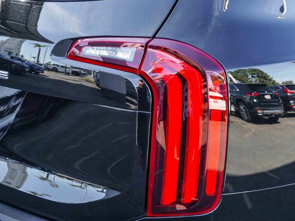 Certified 2022 Kia Telluride EX w/ EX Premium Package image 8