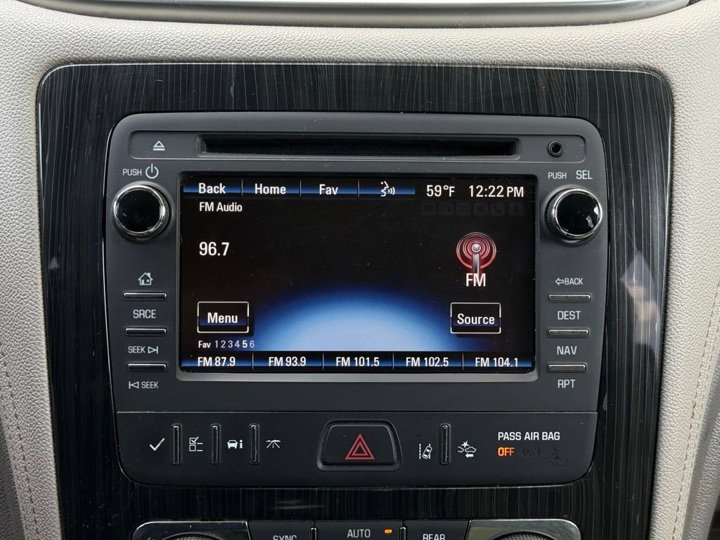 Used 2015 Chevrolet Traverse LTZ FWD image 21