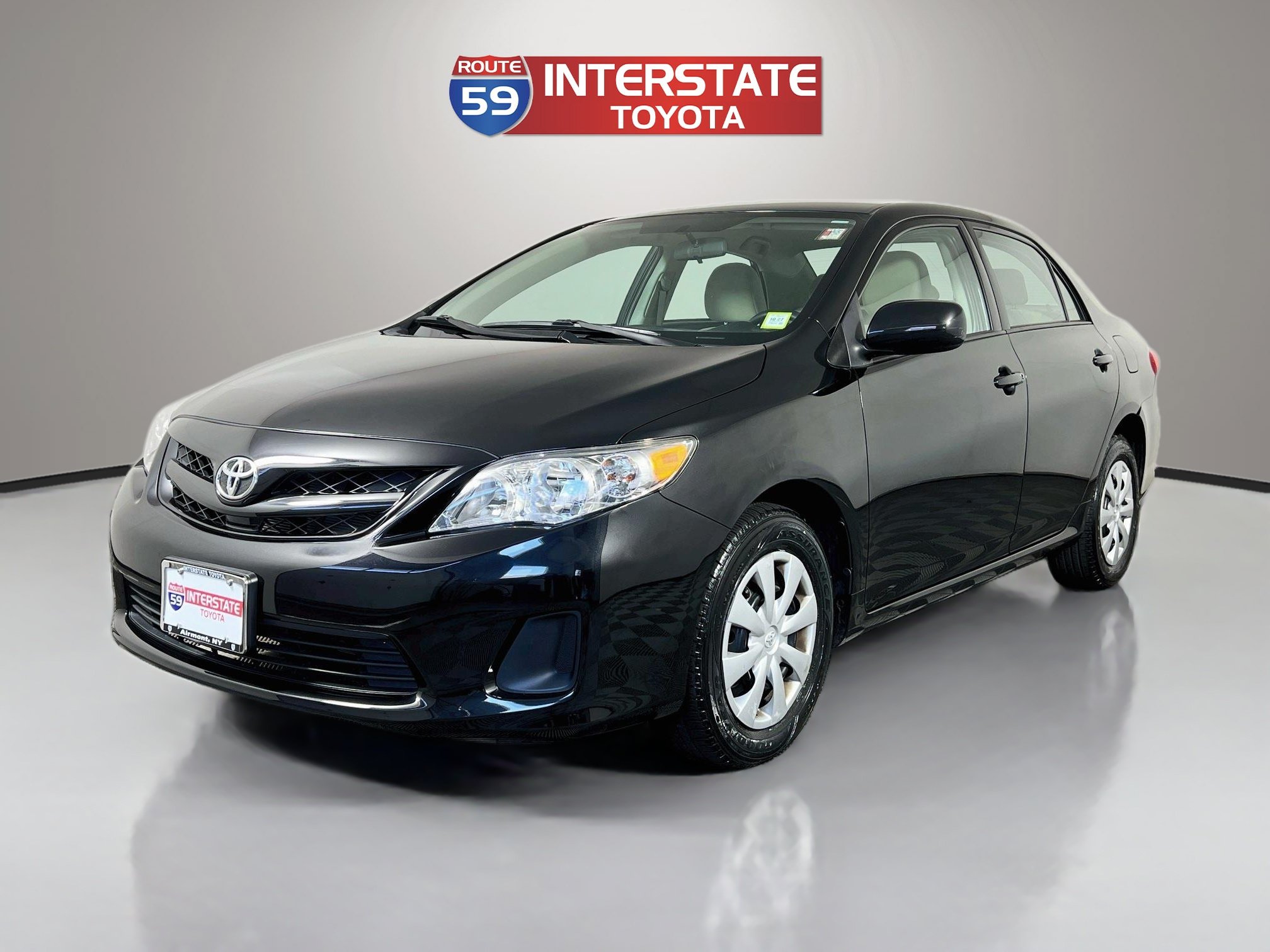 Used 2013 Toyota Corolla L FWD image 3