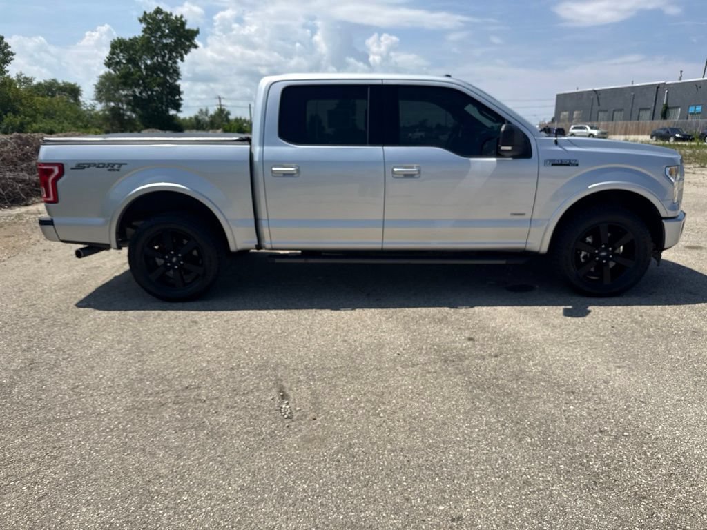 Used 2017 Ford F150 XLT w/ Equipment Group 302A Luxury AWD/4WD image 11