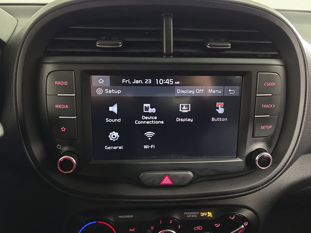 Used 2022 Kia Soul LX image 13