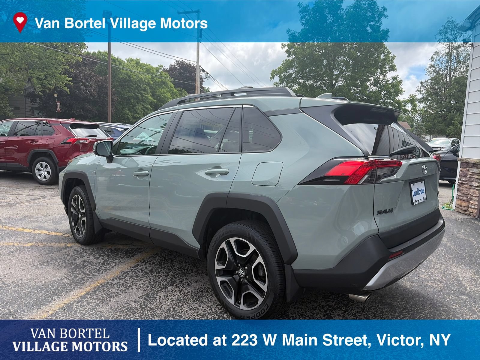 Used 2019 Toyota RAV4 Adventure w/ Cold Weather Package AWD/4WD image 9