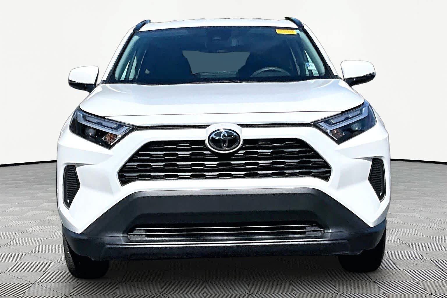 Certified 2024 Toyota RAV4 XLE FWD image 4