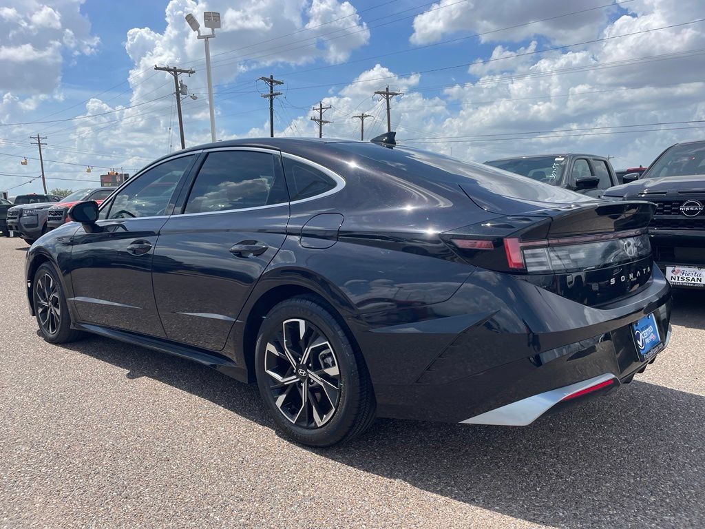Used 2024 Hyundai Sonata SEL FWD image 5