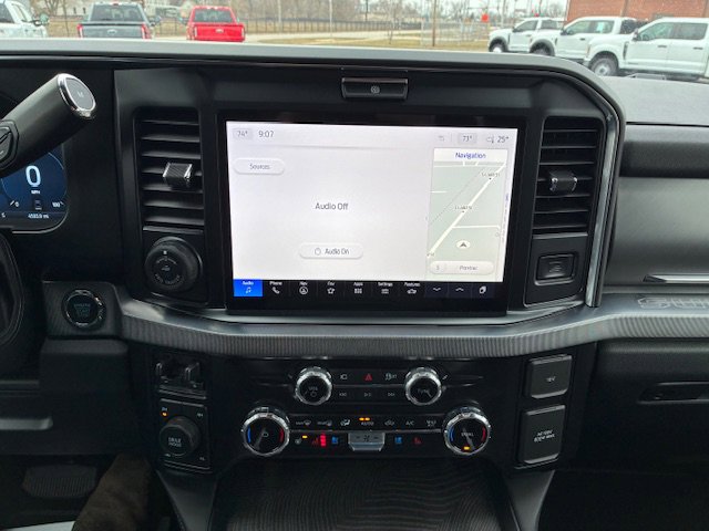 Used 2025 Ford F250 Platinum image 24