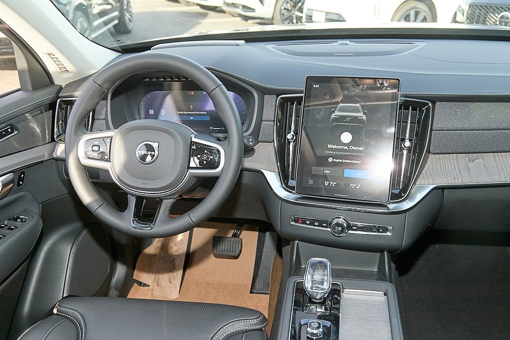 New 2026 Volvo XC90 B6 Ultra w/ Protection Package image 26