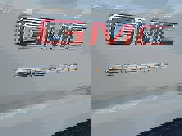 New 2026 GMC Sierra 1500 SLE image 26