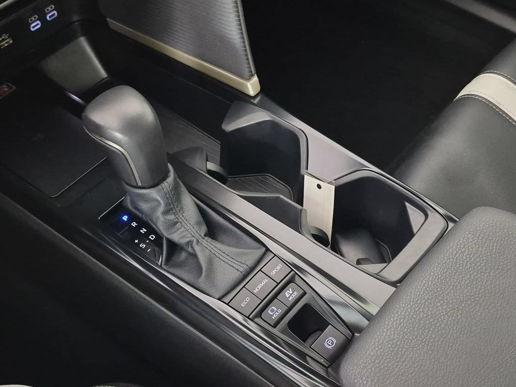 Used 2026 Toyota Camry SE w/ Multimedia Upgrade Package FWD image 28