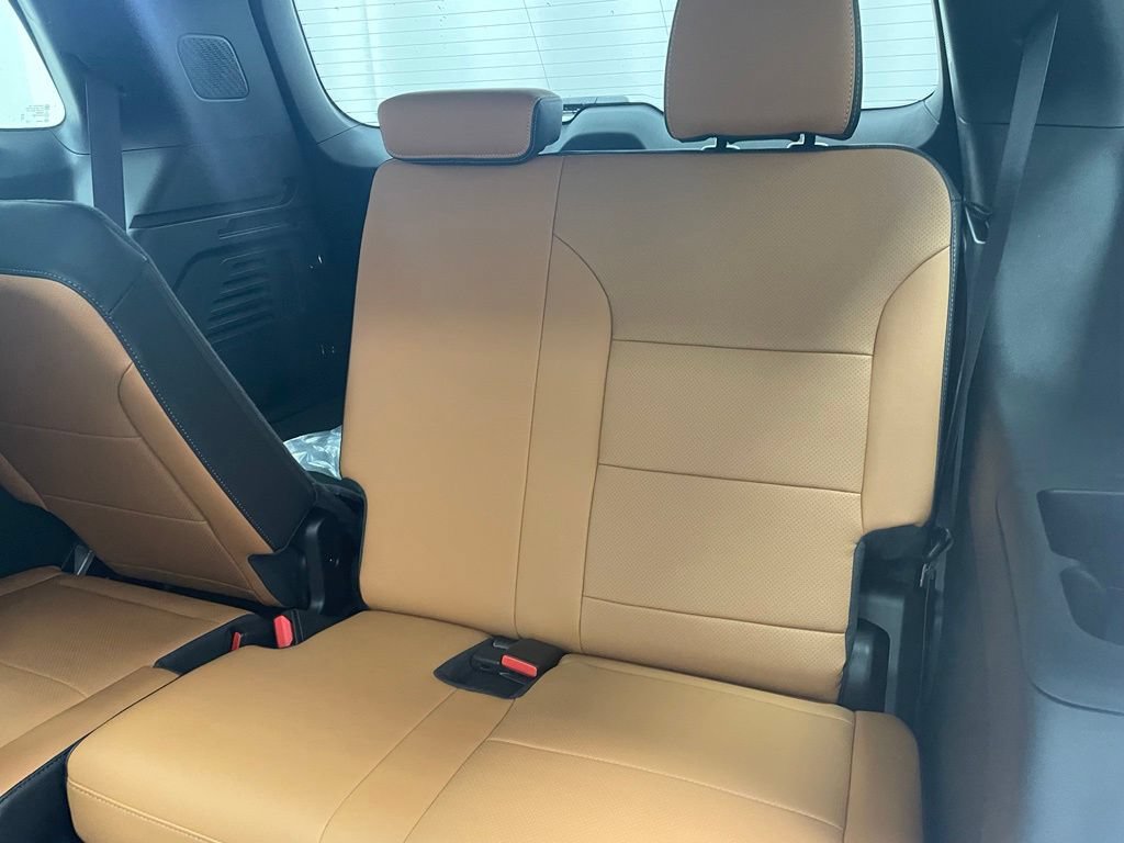 New 2027 Chevrolet Traverse Z71 AWD/4WD image 15