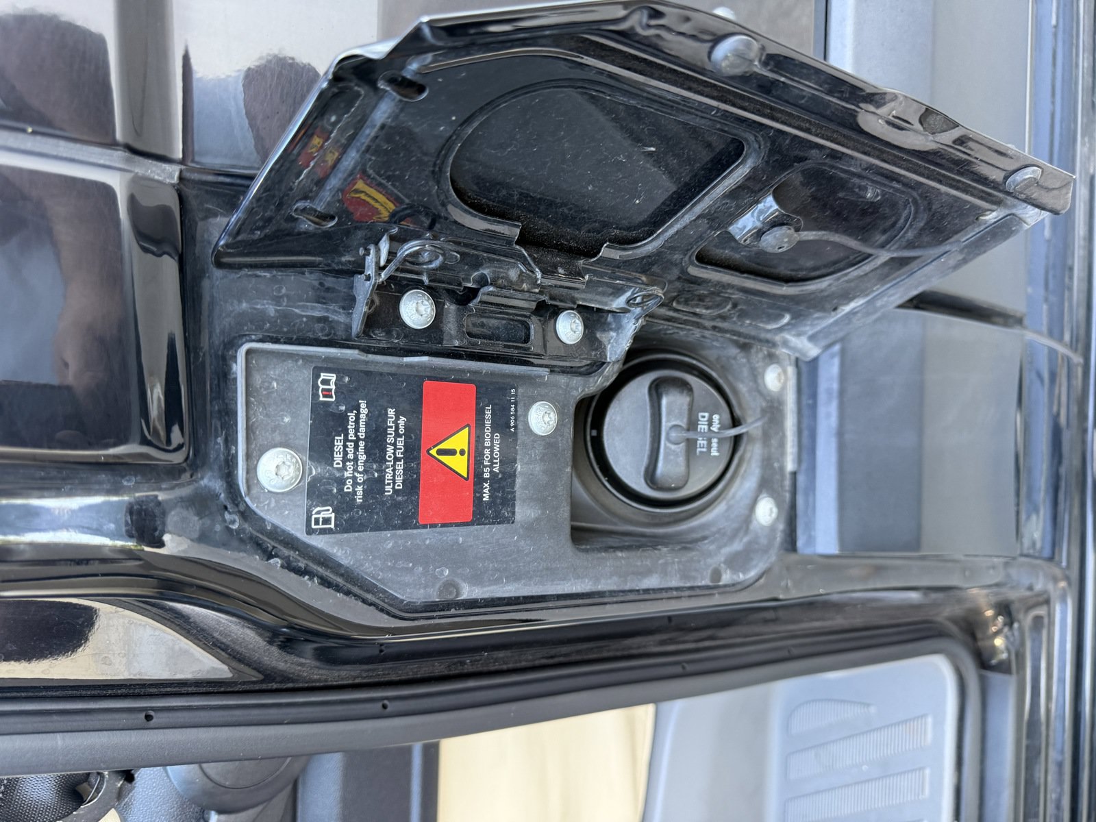 Used 2013 Mercedes-Benz Sprinter 2500 image 20