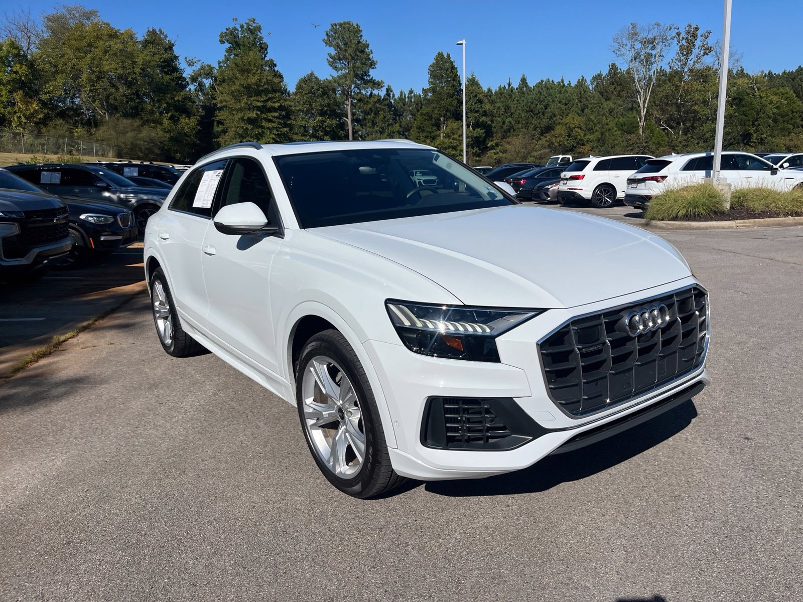 Used 2023 Audi Q8 Premium Plus AWD/4WD image 3