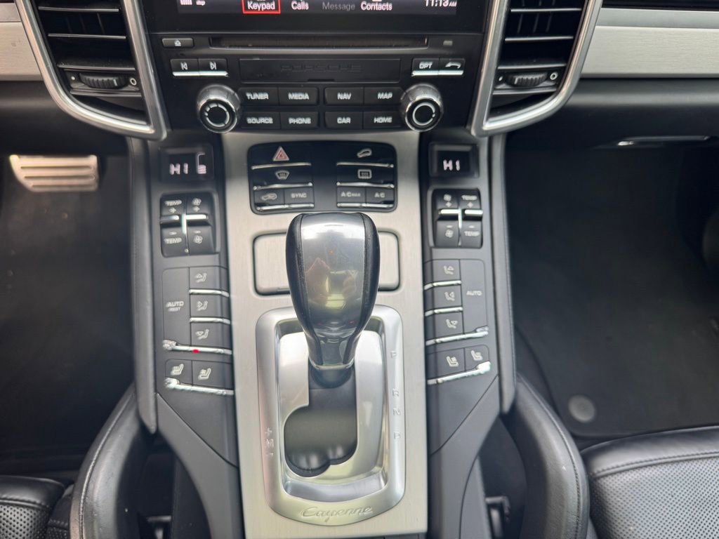 Used 2018 Porsche Cayenne GTS w/ Premium Package Plus image 28