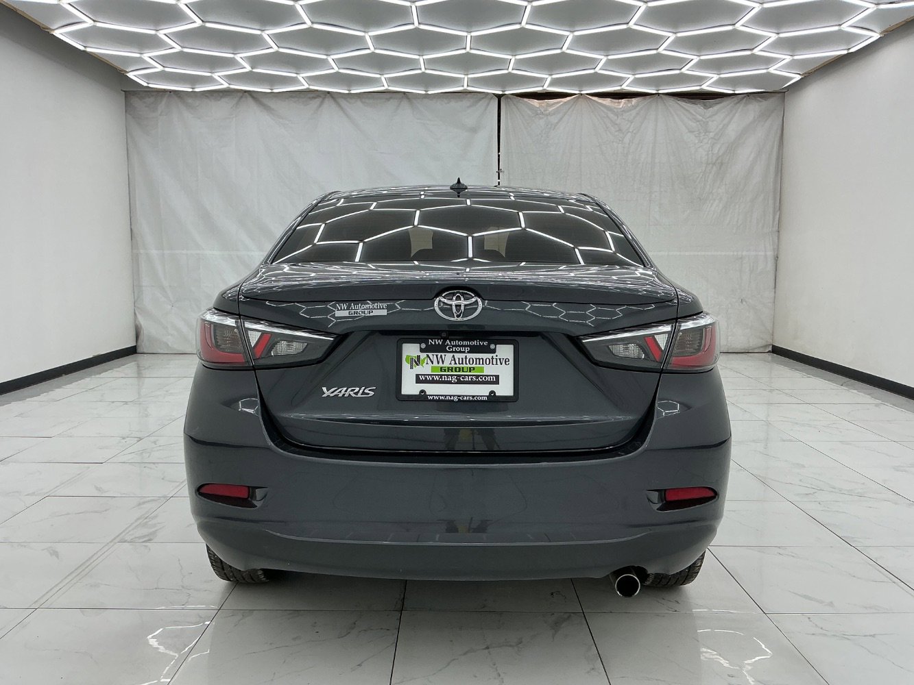 Used 2019 Toyota Yaris LE FWD image 10