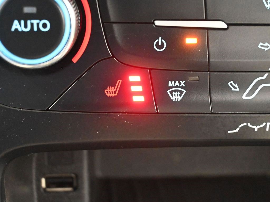 Used 2016 Ford Focus Base w/ Exterior Protection Package image 22