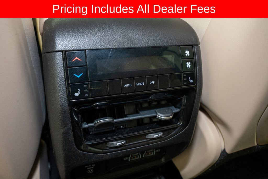 Used 2022 Jeep Grand Cherokee L Limited w/ Black Appearance Package RWD image 8