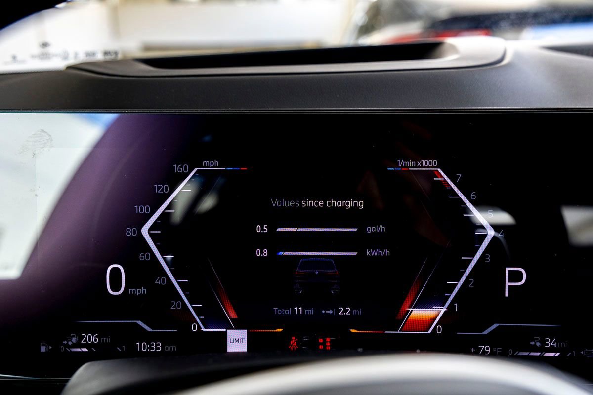 New 2026 BMW X5 xDrive50e image 11