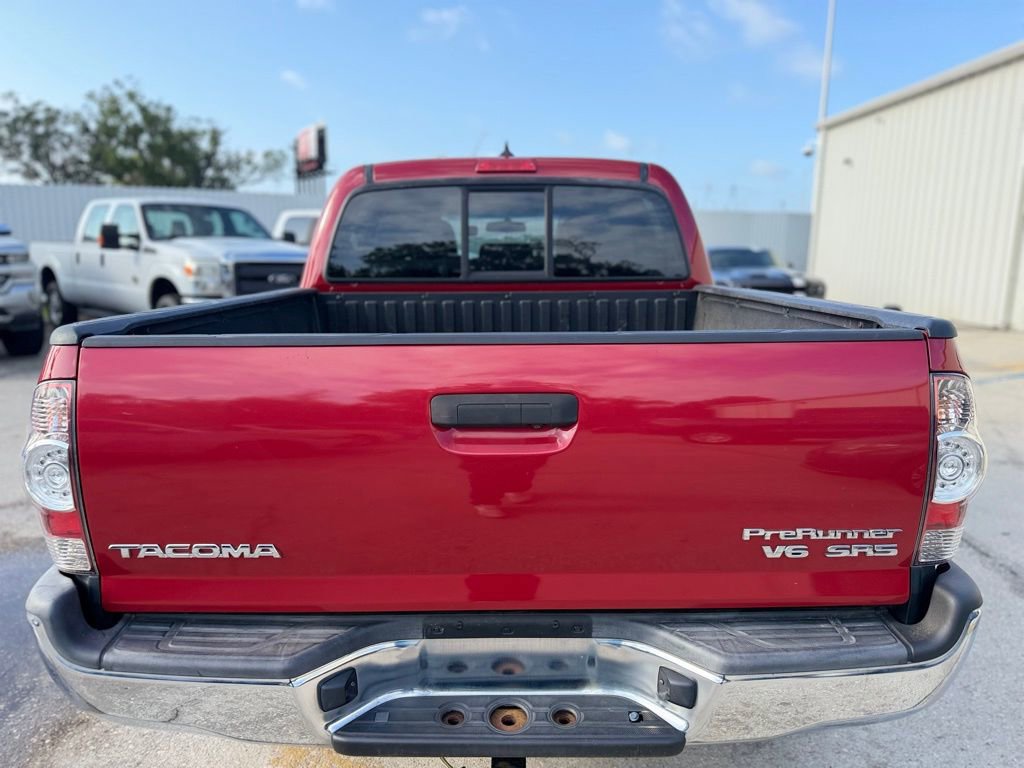 Used 2015 Toyota Tacoma PreRunner w/ SR5 Package RWD image 4